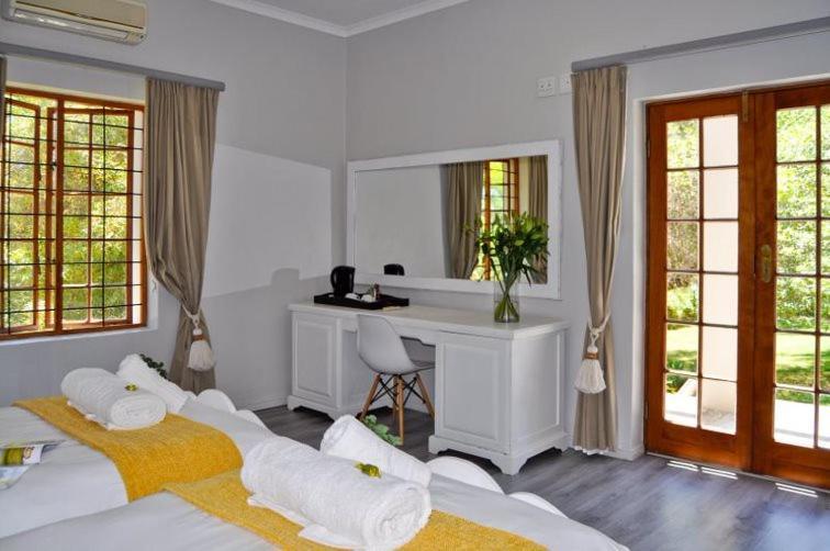 Thorntree Country Lodge Oudtshoorn Exterior foto